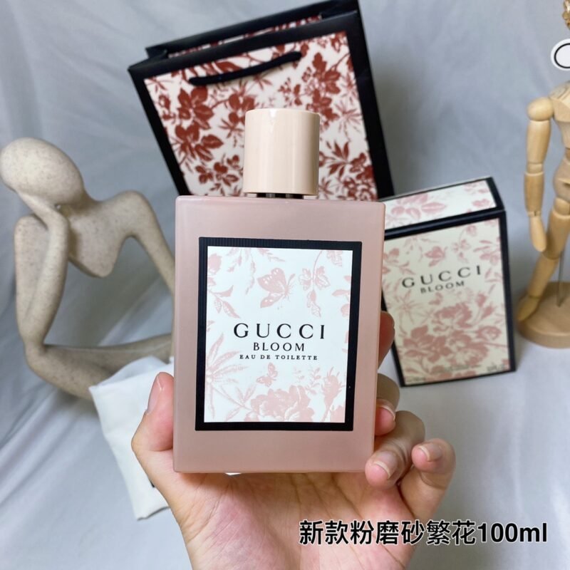 Gucci's new Flower Delight Exfoliating Powder Eau de Toilette for Women 100ml