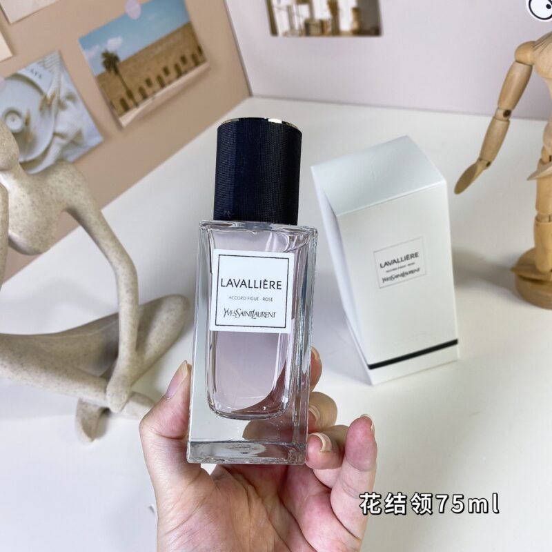 YSL Yves Saint Laurent Lavalliere, 2022