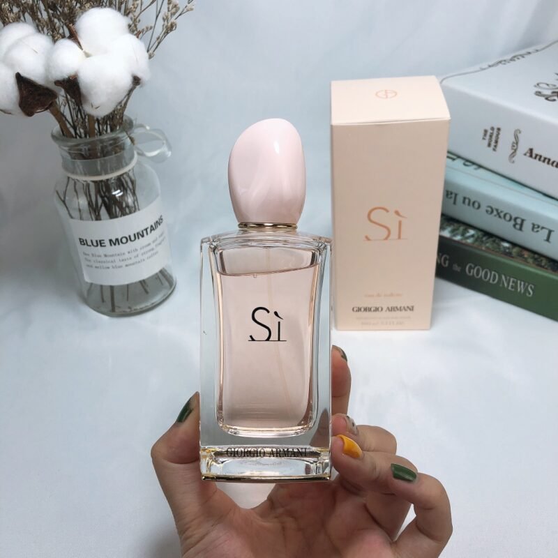 Armani SI Powder Cap Beloved Women's Eau de Toilette EDT100ml